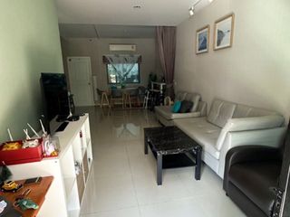 For sale 3 bedrooms townhouse in Mueang Pathum Thani, Pathum Thani