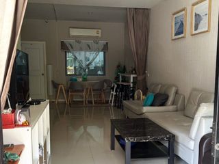 For sale 3 bedrooms townhouse in Mueang Pathum Thani, Pathum Thani