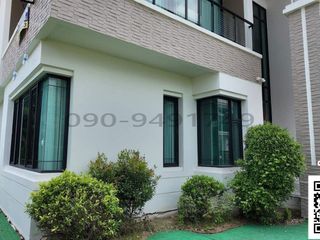 Casa en alquiler de 4 habitaciones en Bang Bon, Bangkok