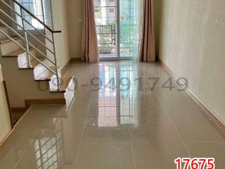 Reihenhaus zur Miete mit 2 Zimmer in Phra Pradaeng, Samut Prakan