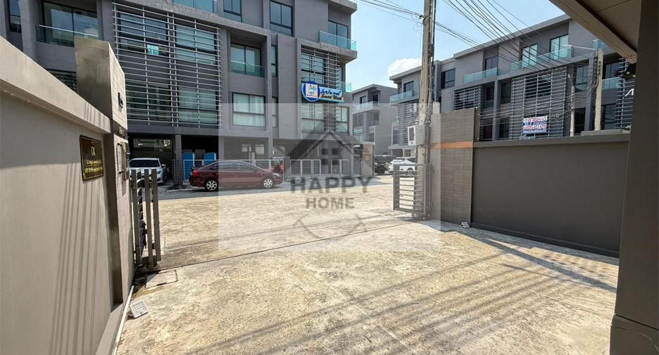For sale 2 bedrooms office in Bang Kapi, Bangkok