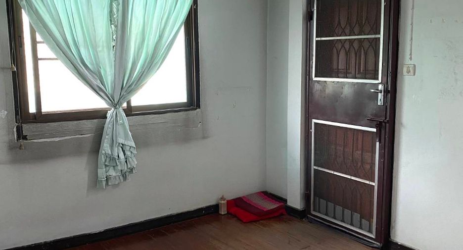 Casa en venta de 4 habitaciones en Bang Khen, Bangkok