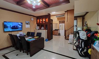 For sale 3 bedrooms townhouse in Suan Luang, Bangkok