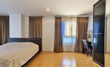 For sale 1 bed condo in Bang Kapi, Bangkok