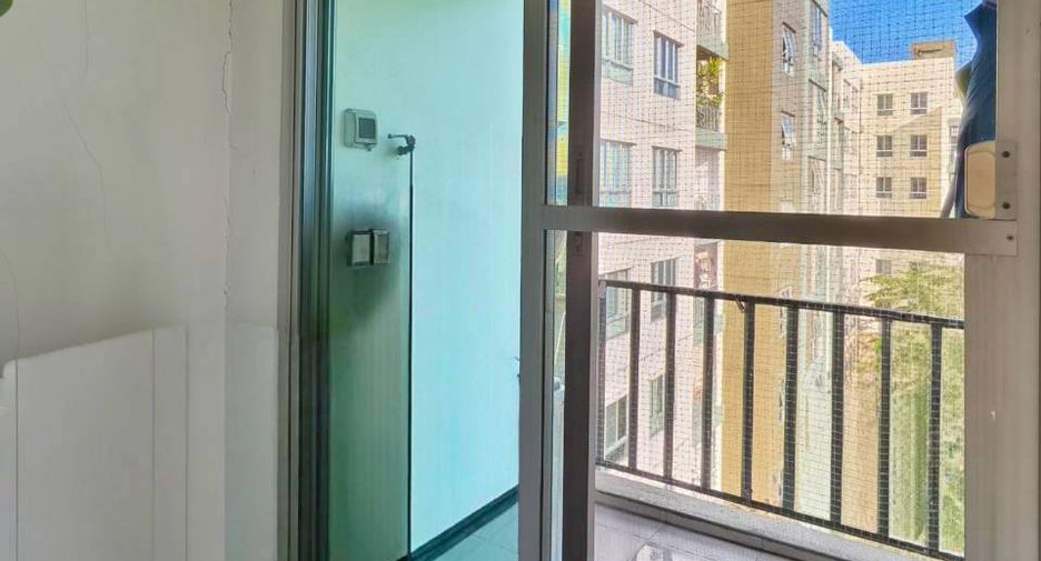 For sale 1 bed condo in Bang Kapi, Bangkok