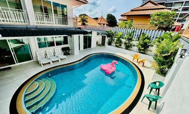 For rent 7 bedrooms villa in South Pattaya, Pattaya