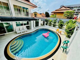 For Rent 7 Bedroom Villa In Bang Lamung, Chonburi