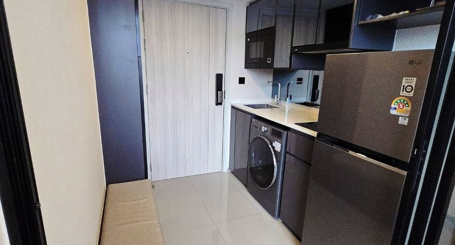 Wohnung zur Miete mit 2 Zimmer in Bang Rak, Bangkok