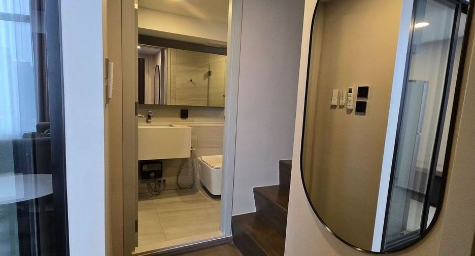 Wohnung zur Miete mit 2 Zimmer in Bang Rak, Bangkok