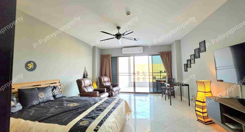 For sale studio condo in Pratumnak, Pattaya