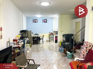 For sale 3 bedrooms townhouse in Mueang Samut Prakan, Samut Prakan