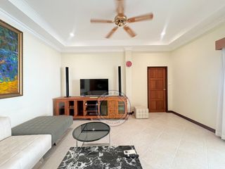 For sale 3 bedrooms villa in Bang Lamung, Chonburi