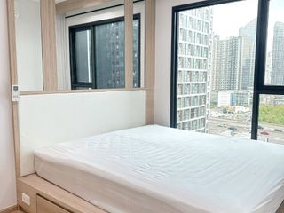 For sale 2 bedrooms condo in Huai Khwang, Bangkok