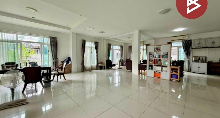 Продажа 4 спальни дом в Mueang Chachoengsao, Чаченгсау