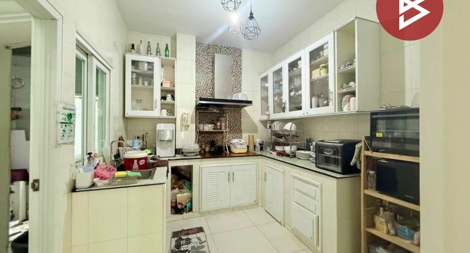 Продажа 4 спальни дом в Mueang Chachoengsao, Чаченгсау