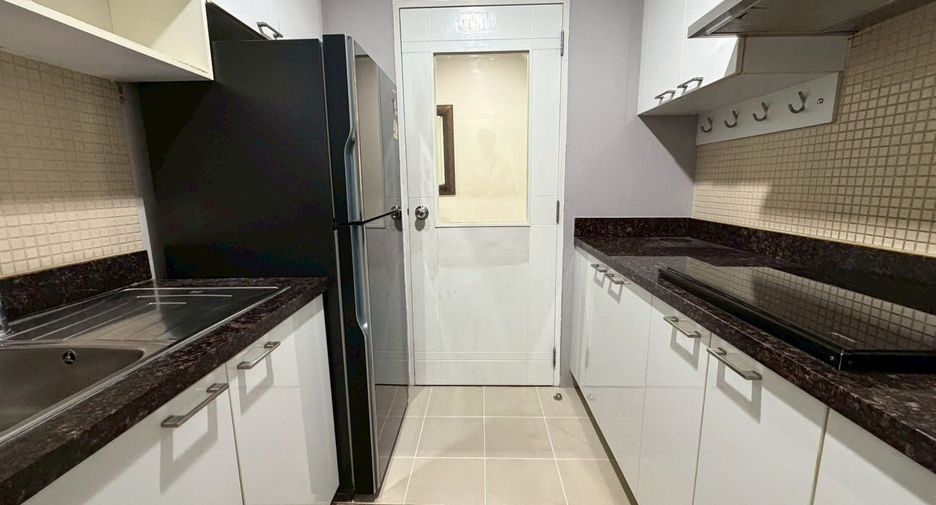 Wohnung zur Miete mit 2 Zimmer in Khlong Toei, Bangkok