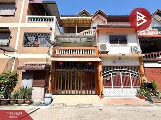 For sale 3 bedrooms townhouse in Thung Khru, Bangkok