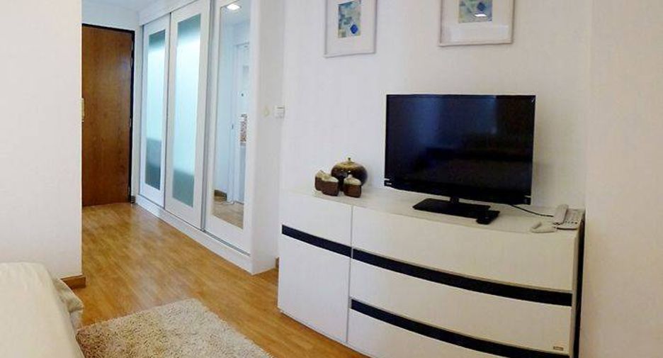 For rent 2 bedrooms condo in Khlong Toei, Bangkok