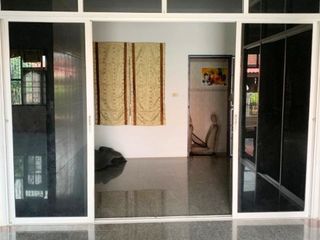 For sale 3 bedrooms house in Si Racha, Chonburi
