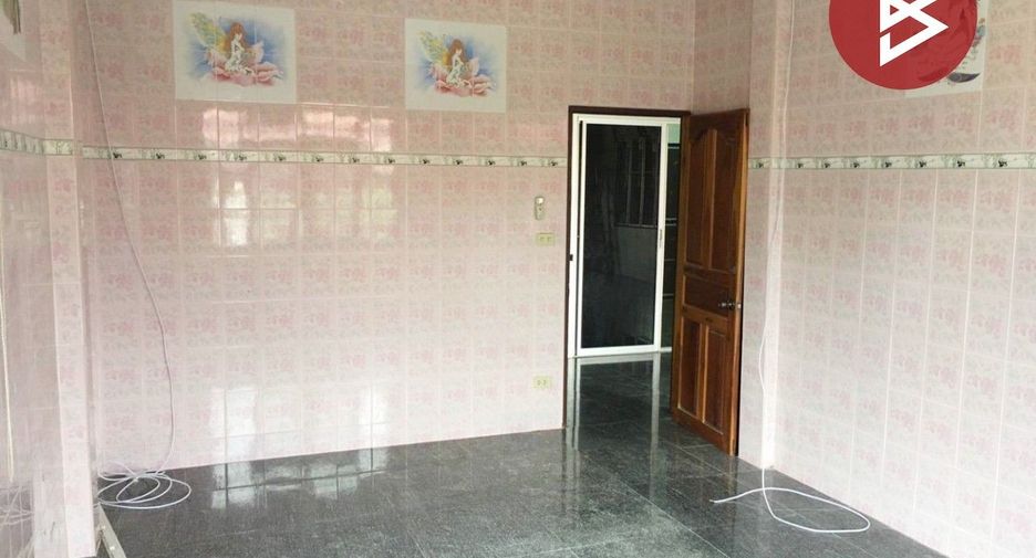 For sale 3 bedrooms house in Si Racha, Chonburi