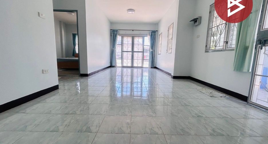 Casa en venta de 2 habitaciones en Si Racha, Chonburi