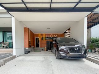 For sale 4 bedrooms house in Bangkok Noi, Bangkok
