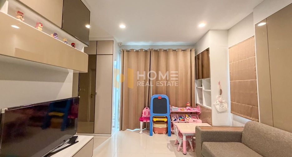 For sale 4 bedrooms house in Bangkok Noi, Bangkok