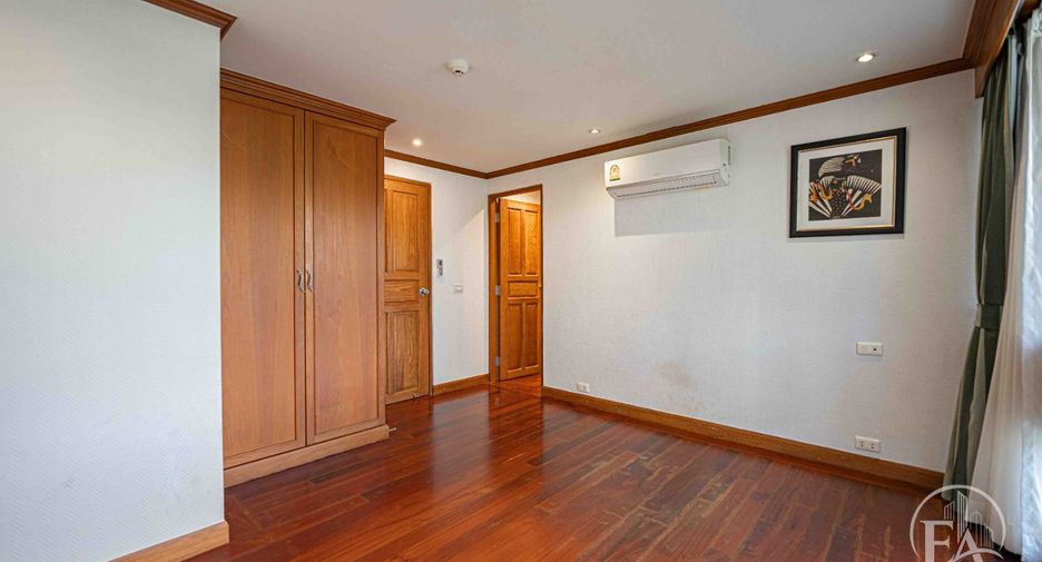 For sale 3 ベッドルーム condo in North Pattaya, Pattaya