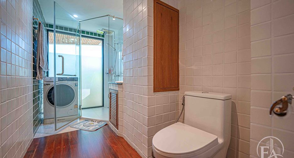 For sale 3 ベッドルーム condo in North Pattaya, Pattaya