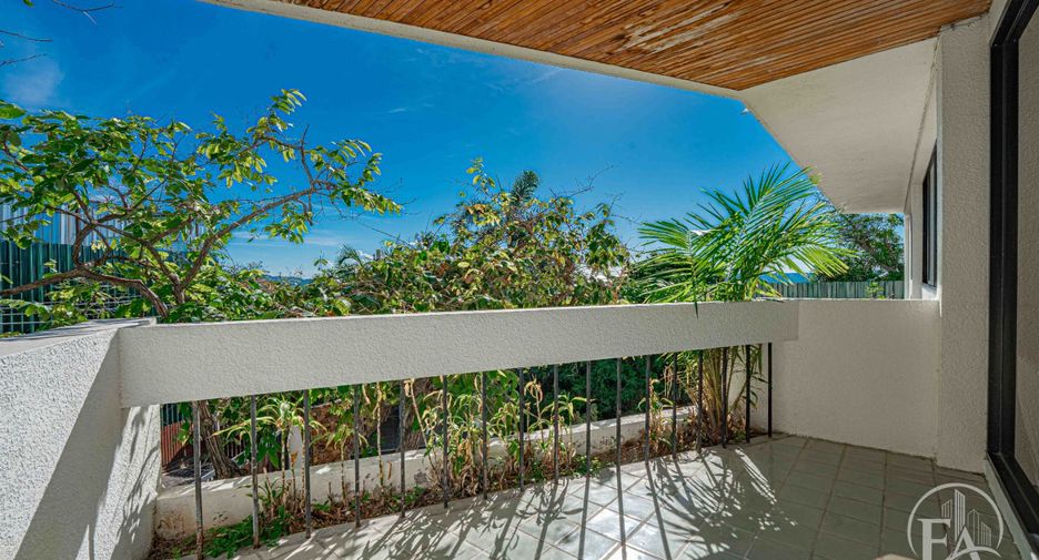 For sale 3 ベッドルーム condo in North Pattaya, Pattaya
