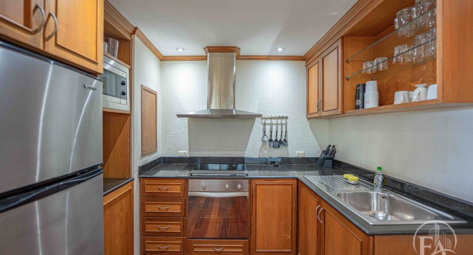 For sale 3 ベッドルーム condo in North Pattaya, Pattaya