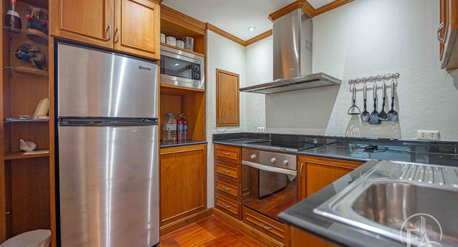 For sale 3 ベッドルーム condo in North Pattaya, Pattaya