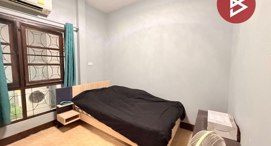 Haus zum Kauf mit 3 Zimmer in Si Racha, Chonburi