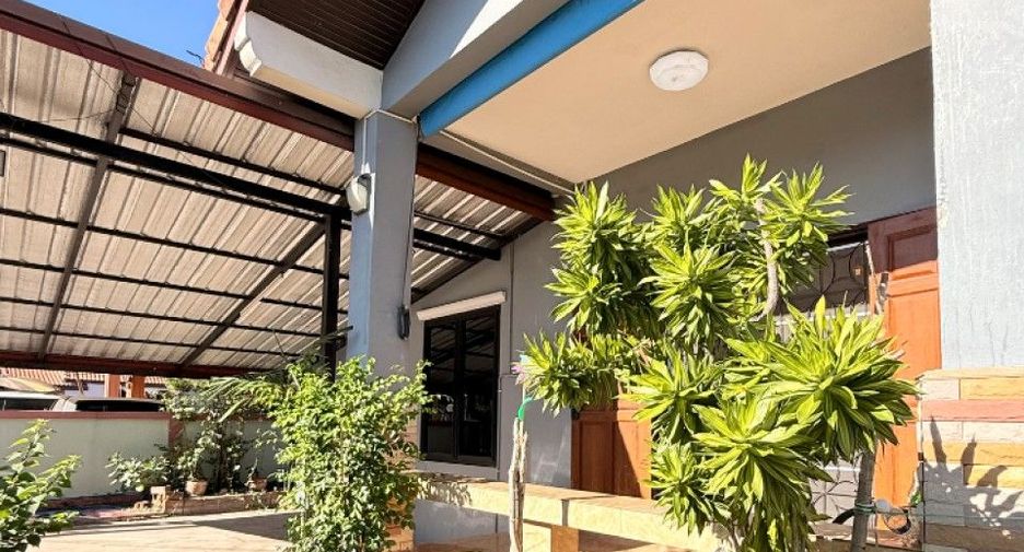 Haus zum Kauf mit 3 Zimmer in Si Racha, Chonburi