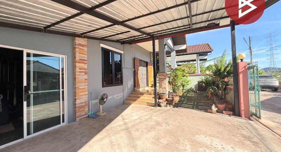 Haus zum Kauf mit 3 Zimmer in Si Racha, Chonburi