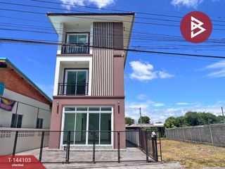 For sale 3 bedrooms house in Saraphi, Chiang Mai