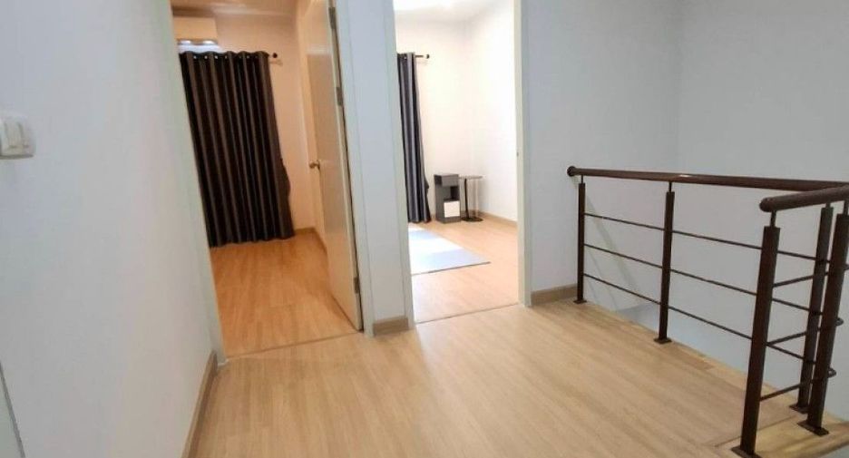 For sale 3 bedrooms townhouse in Khlong Sam Wa, Bangkok