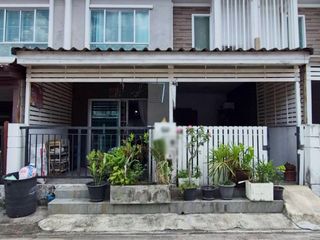 For sale 3 bedrooms townhouse in Sai Mai, Bangkok