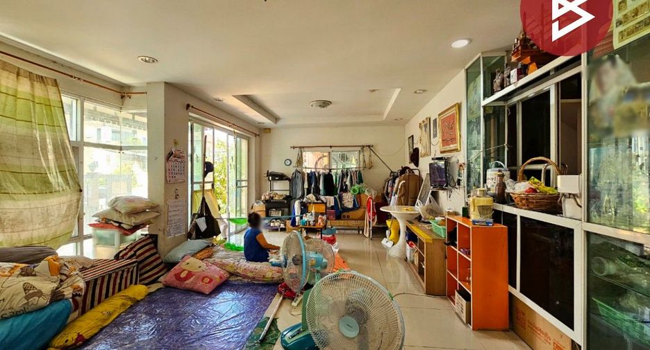 For sale 3 bedrooms house in Si Racha, Chonburi