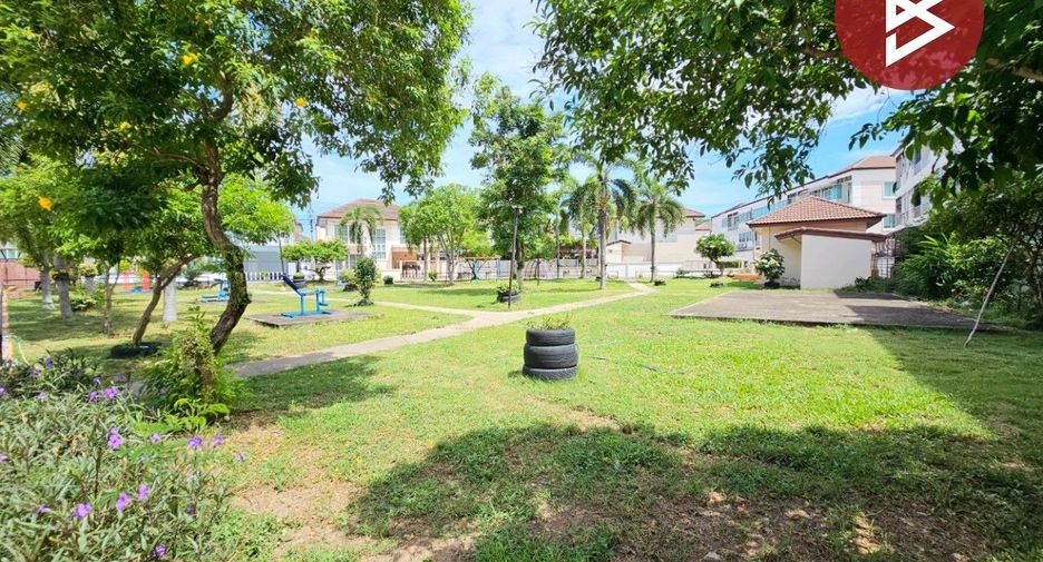 For sale 3 bedrooms house in Si Racha, Chonburi
