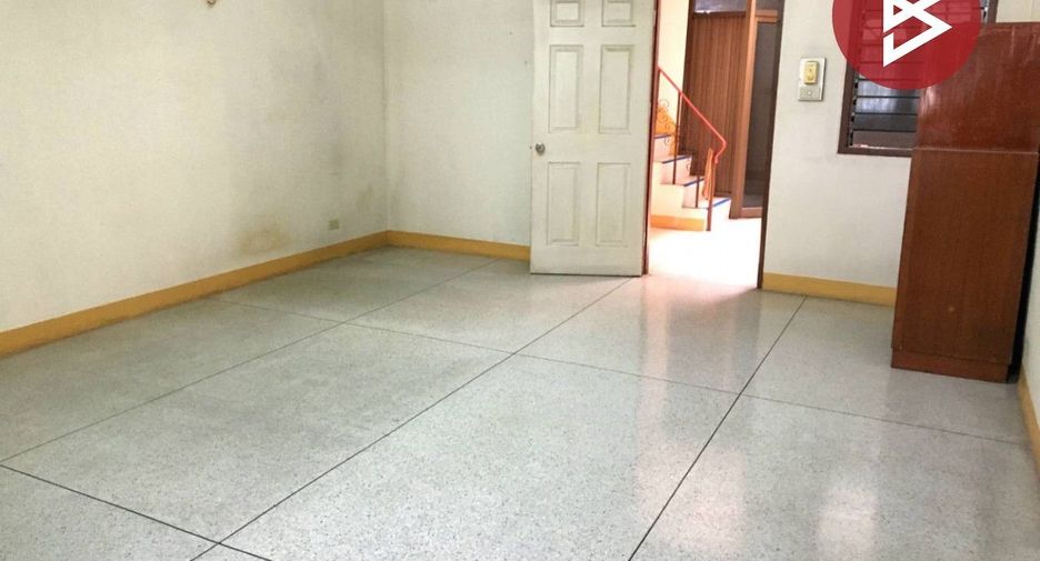 For sale 4 bedrooms townhouse in Bang Bon, Bangkok