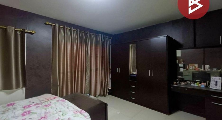For sale 2 ベッドルーム townhouse in Mueang Chon Buri, Chonburi