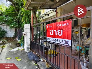 For sale 3 bedrooms townhouse in Bang Khun Thian, Bangkok