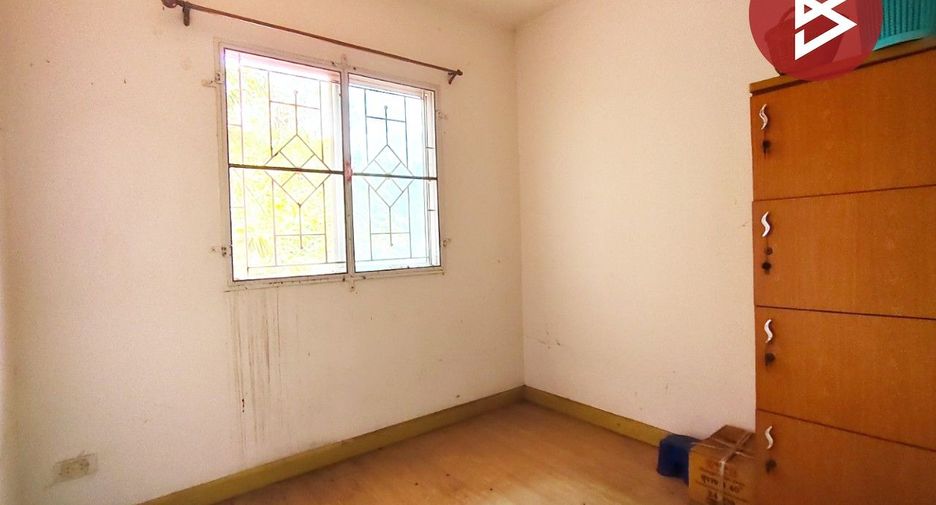 For sale 3 bedrooms townhouse in Bang Khun Thian, Bangkok
