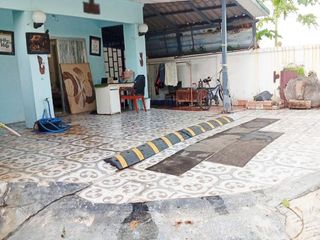 For sale 3 bedrooms townhouse in Mueang Samut Prakan, Samut Prakan