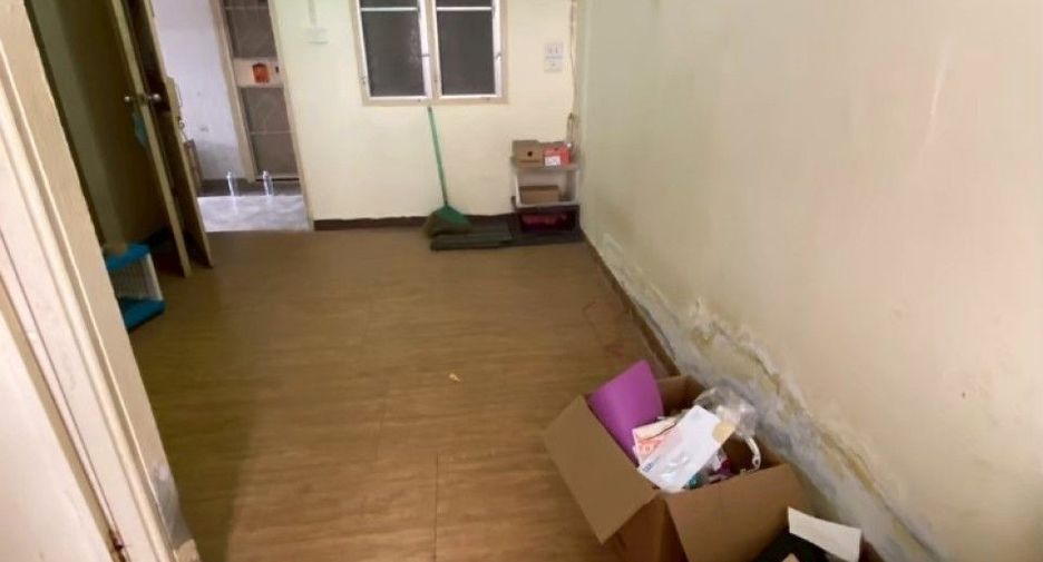 For sale 1 bed condo in Lat Krabang, Bangkok
