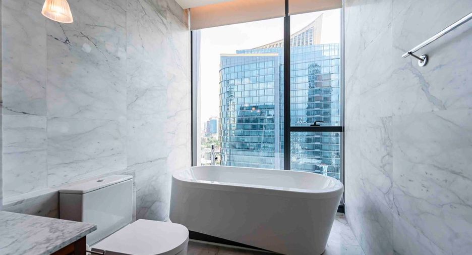 À vendre 2 chambres condo à Watthana, Bangkok