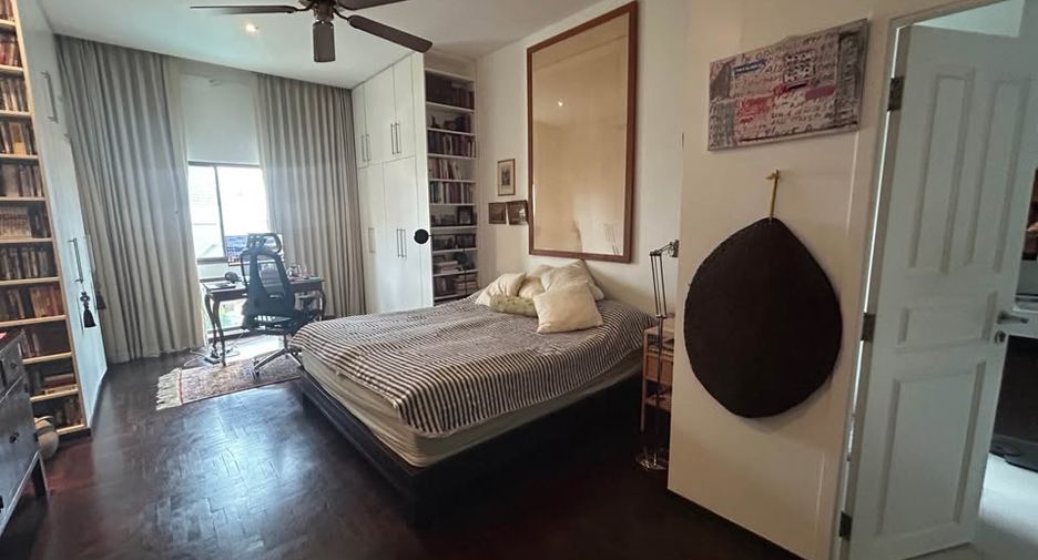 Wohnung zum Kauf mit 3 Zimmer in Khlong Toei, Bangkok