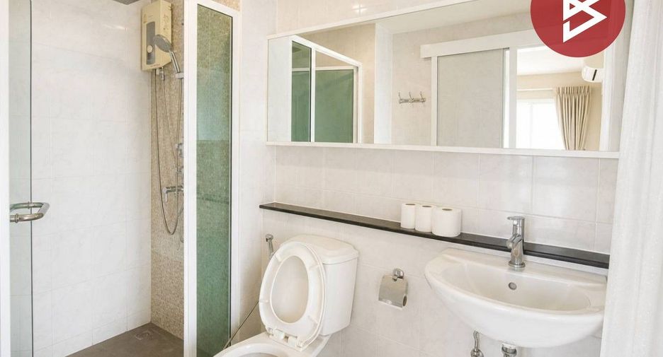 For sale 1 bed condo in Huai Khwang, Bangkok