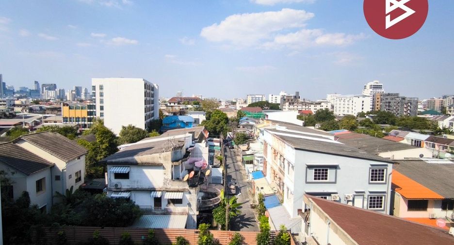 For sale 1 bed condo in Huai Khwang, Bangkok